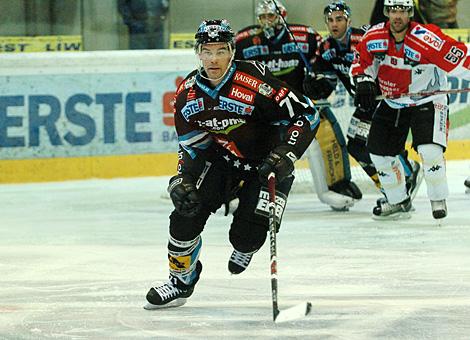 #71 Patrick Leahy, Stuermer, EHC Liwest Black Wings Linz