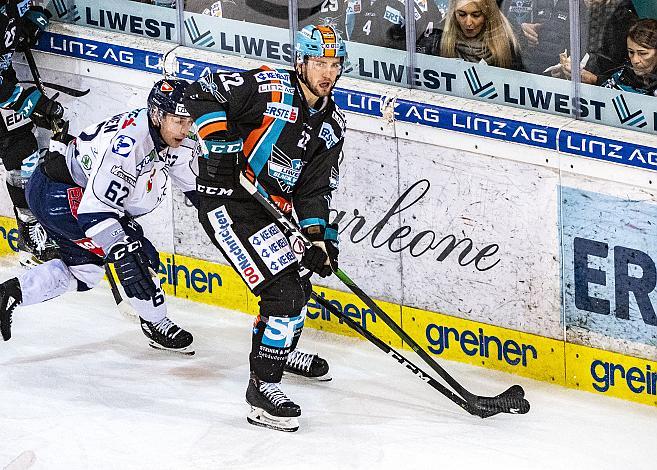 Hunter Fejes (EHC Liwest Black Wings Linz), Harri Tikkanen (Fehervar AV 19)  Eishockey,  EHC Liwest Black Wings Linz vs AV 19 Szekesfehervar