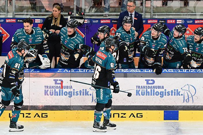 Stefan Gaffal (Steinbach Black Wings Linz) feiert das Tor zum 3 zu 1, 9. Runde ICE, Steinbach Black Wings Linz vs HC Falkensteiner Pustertal, Linz AG Eisarena