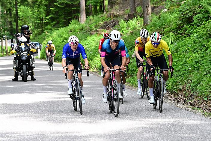 Anstieg zur Höss, Aaron Dockx (BEL, Alpecin-Deceuninck Development Team), Edgar David Cadena (MEX, Petrolike),  Mattia Gaffuri (ITA, Swatt Club), Jannis Peter (GER, Team Vorarlberg), 4. Etappe St.Florian /Asten - Hinterstoder/Höss 15. Int. Raiffeisen OÖ-Radrundfahrt UCI Kat. 2.2