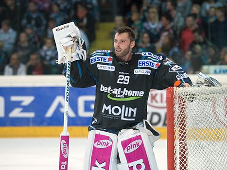 Michael Ouzas, Linz, EHC Liwest Black Wings Linz vs HCB Suedtirol