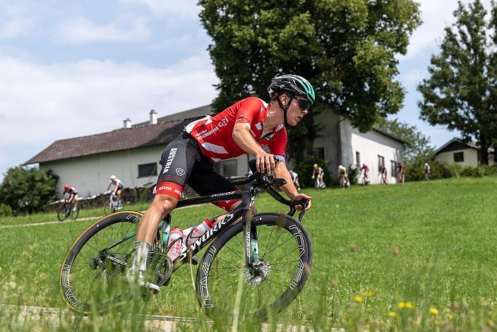 Im Roten Trikot des besten Österreichers Benjamin Eckerstorfer (AUT, Team Österreich), Bad Wimsbach - Strass im Attergau, Int. "Keine Sorgen" Junioren Rundfahrt UCI Kat. 2.1 MJ
