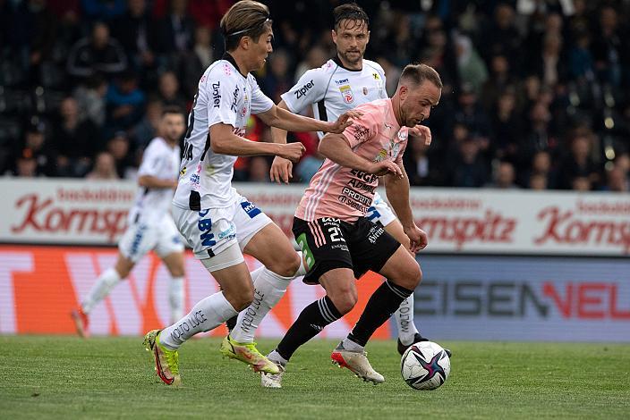 Keito Nakamura (LASK), James Holland (LASK), Tobias Kainz (TSV Egger Glas Hartberg),  Lask vs TSV Egger Glas Hartberg, Admiral Bundesliga, 2021 - 2022