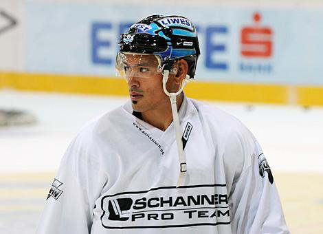 Rich Bronilla, Verteidiger, EHC Liwest Black Wings Linz