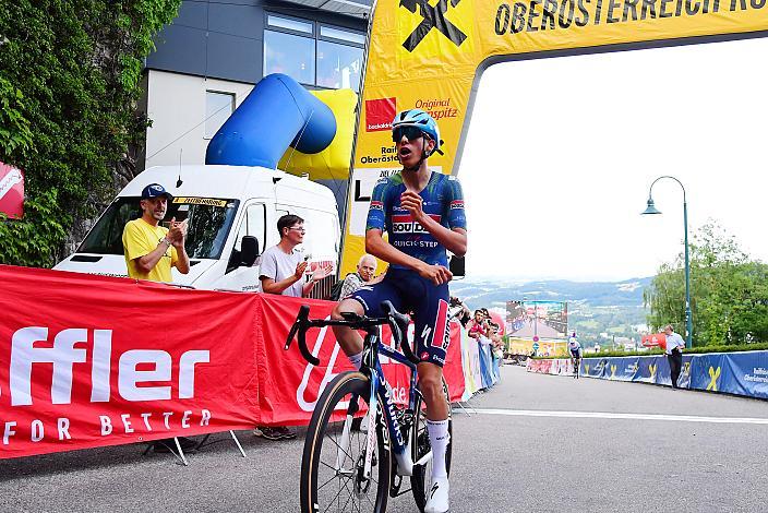 Etappensieger Henrique RIBEIRO BRAVO (BRA, SOUDAL QUICK-STEP DEVO TEAM) 1. Etappe Linz Hauptplatz - Pöstlingberg, Oberösterreich Rundfahrt
