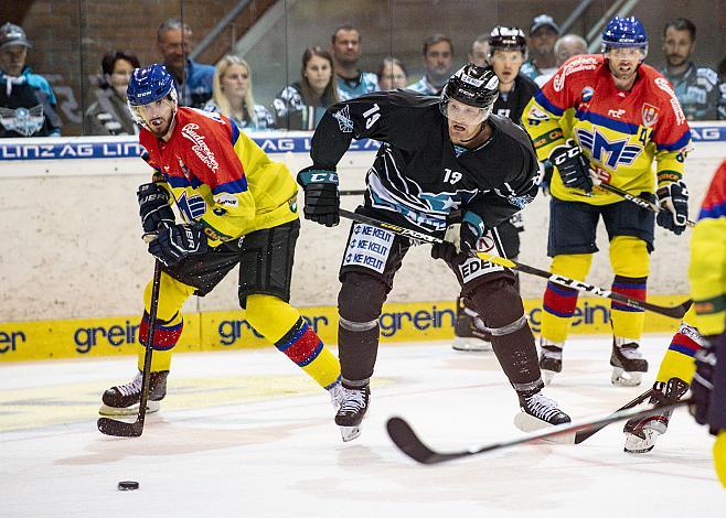 Justin Florek (EHC Liwest Black Wings Linz) Testspiel, EHC Liwest Black Wings Linz vs CEZ Motor Ceske Budejovice