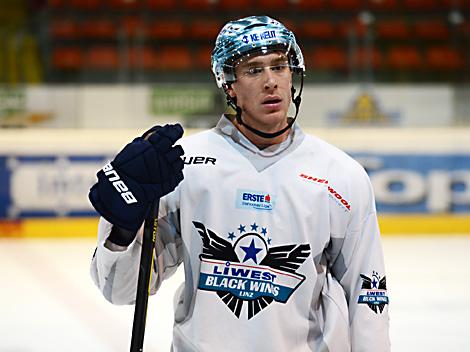Shawn Matthias, Stuermer, Liwest Black Wings Linz