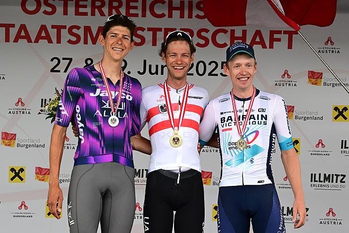 Podest Herren 2. Platz Patrick Gamper (AUT, Team Jayco AlUla), Sieger Felix Grossschartner (AUT, UAE Team Emirates - XRG), 3. Platz Rainer Kepplinger (AUT, Bahrain - Victorious),  ÖM Staatsmeisterschaft, Zeitfahren, Frauenkirchen, Burgenland