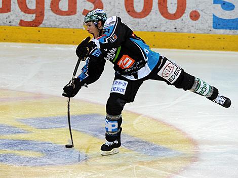 Philipp Lukas, Linz, EHC Liwest Black Wings Linz vs. HDD Tilia Olimpija Ljubljana 