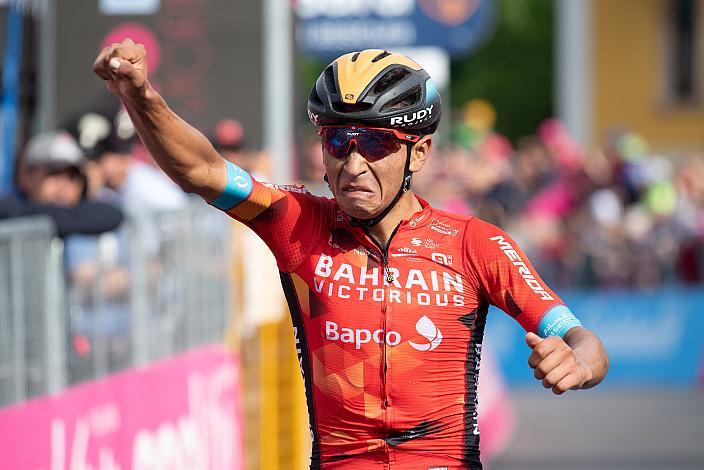 Etappensieger Santiago Buitrago (COL, Bahrain - Victorious) Stage 17 Ponte di Legno - Lavarone, 105. Giro d Italia, UCI Worl Tour