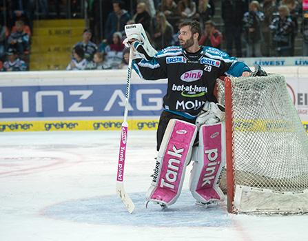 Michael Ouzas (EHC Liwest Black Wings Linz), EHC Liwest Black Wings Linz vs Moser Medical Graz 99ers