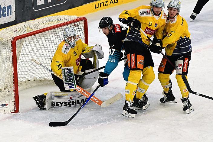 Tormann Sebastian Wraneschitz (Vienna Capitals), Luka Maver (Steinbach Black Wings Linz), Raphael Wolf (Vienna Capitals), 48. Runde ICE, Steinbach Black Wings Linz vs Vienna Capitals, Linz AG Eisarena 