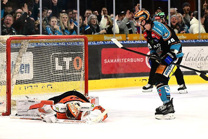 Graham Knott (Steinbach Black Wings Linz) jubelt über den Ausgleich. Win2Day ICE Hockey League, 7. Viertelfinale, Steinbach Black Wings Linz vs Moser Medical Graz 99ers,  Linz AG Eisarena 