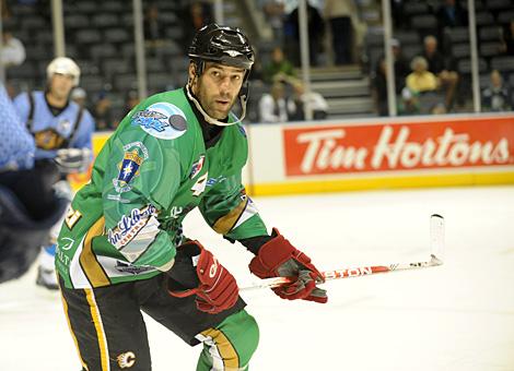 Todd Bertuzzi, Stuermer, London Pro Knights