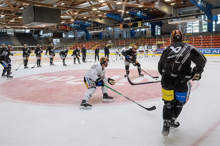 Erstes Eistraining, Steinbach Black Wings Linz , Linz AG Eisarena 
