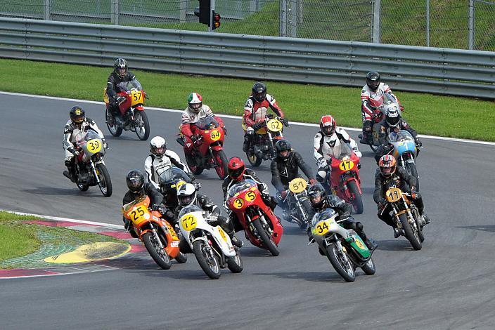 Start zur Klasse bis 500ccm.