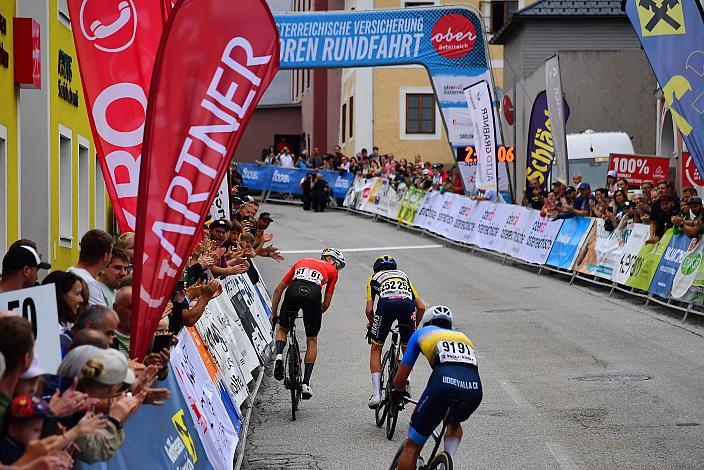 Sprint um Platz 2, Bester Österreicher Valentin Hofer (AUT, LRV Oberösterreich) 50. OÖ Junioren Rundfahrt, 2. Etappe Sarleinsbach - Sarleinsbach
