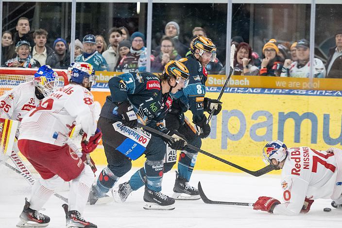 Brian Lebler (Steinbach Black Wings Linz), Sean Collins (Steinbach Black Wings Linz), Benjamin Nissner (EC Red Bull Salzburg) Steinbach Black Wings Linz vs EC Red Bull Salzburg, Linz AG Eisarena 