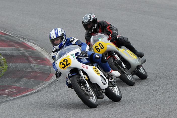 #32 Petra Guttenbrunner, Honda CB 500 RS