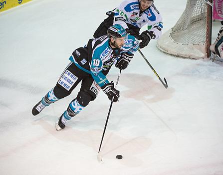 Marc-Andre Dorion (EHC Liwest Black Wings Linz), EHC Liwest Black Wings Linz vs HDD TELEMACH Olimpija Ljubljana, Laibach