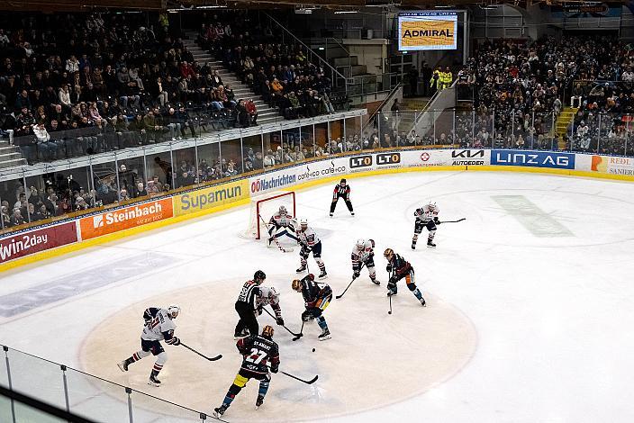 Steinbach Black Wings Linz vs Hydro Fehervar AV19, Weihnachtstrikot ICE Eishockey Liga, Linz AG Eisarena