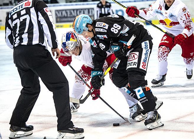 Im Bild: Marco Brucker (EHC Liwest Black Wings Linz) Eishockey,  EHC Liwest Black Wings Linz vs Red Bull Salzburg