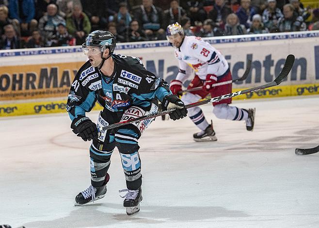 Mario Altmann (EHC Liwest Black Wings Linz)  EHC Liwest Black Wings Linz vs EC Red Bull Salzburg