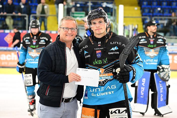 Spieler des Abends Emilio Romig (Steinbach Black Wings Linz) 5. Runde ICE, Steinbach Black Wings Linz vs EC VSV , Linz AG Eisarena 