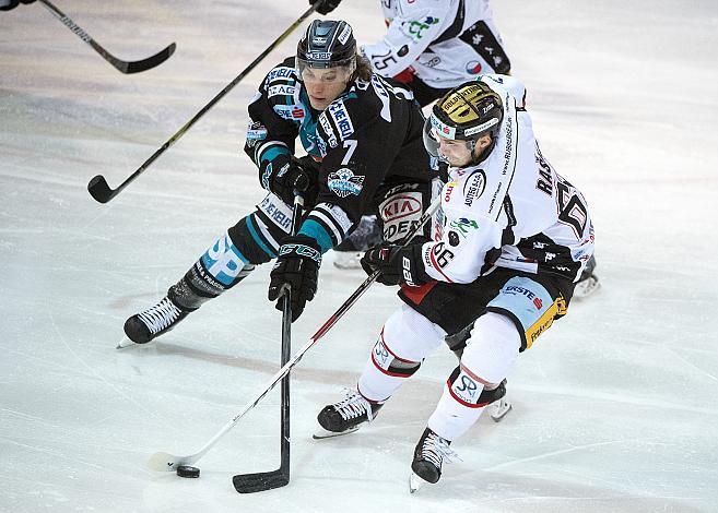 Brian Lebler (EHC Liwest Black Wings Linz) und Adam Raska (HC Orli Znojmo)  EHC Liwest Black Wings Linz vs HC Orli Znojmo