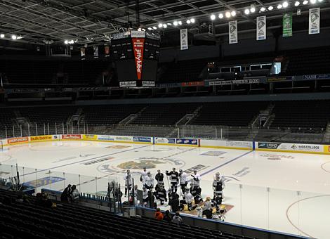 Die Eishalle John Labett Center, London, Ontario.