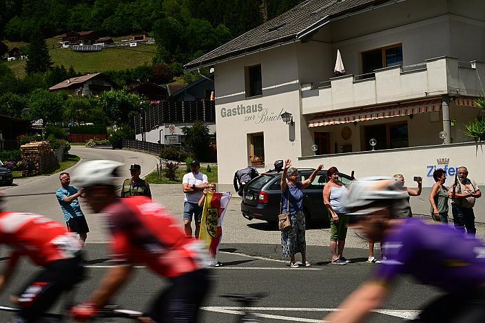 Die Ausreisser bei Winklern 2. Etappe von Bad Kleinkircheim auf den Großglockner, 188km, Tour of Austria