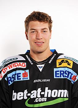 #19 Michael Lebler, Stuermer, Liwest Black Wings Linz