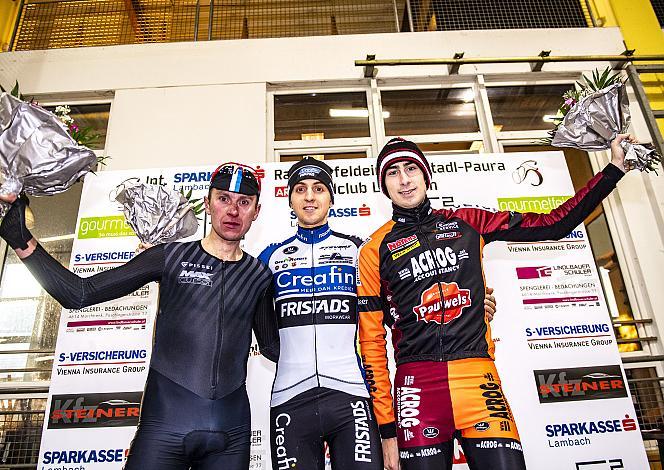 v.l. 2. Platz Emil Hekele (CZE, Team Stevens), 1. Platz Bram Merlier (BEL, Creafin-Fristads) Sieger, 3. Platz Arne Vrachten, (BEL, Acrog-Pauwels) 11. Int. SPARKASSEN Radquerfeldein GP Stadl-Paura - Int. UCI C2 - 8. Dezember 2019