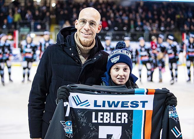 Im Bild: Gewinnspiel Greiner,  Eishockey,  EHC Liwest Black Wings Linz vs Spusu Vienna Capitals