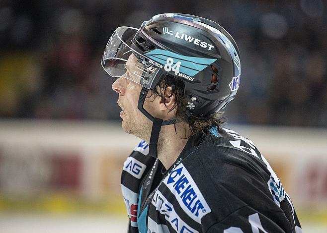 Corey Locke (EHC Liwest Black Wings Linz)  EHC Liwest Black Wings Linz vs Dornbirn Bulldogs