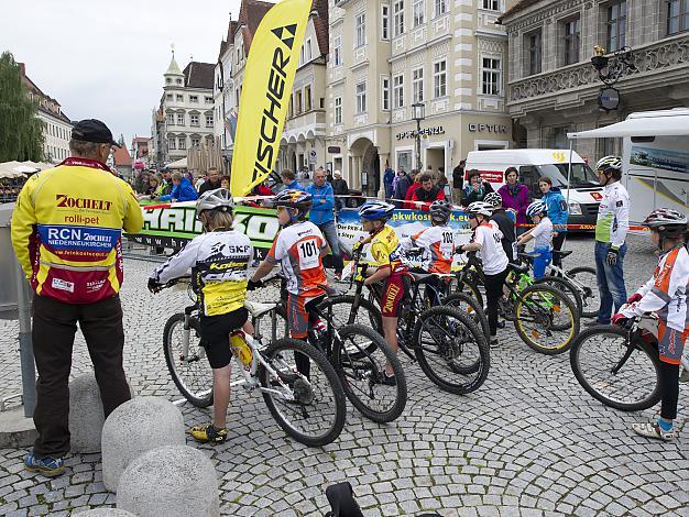 Start zum Rennen in den Nachwuchsklassen