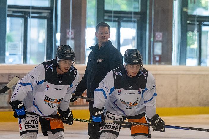 Head Coach Philipp Lukas (Steinbach Black Wings Linz) Erstes Eistraining, Steinbach Black Wings Linz , Linz AG Eisarena