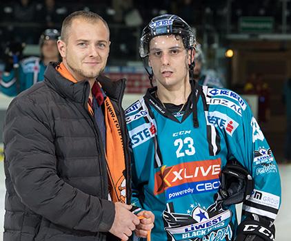 Fabio Hofer (EHC Liwest Black Wings Linz) Spieler des Abends  EHC Liwest Black Wings Linz vs Vienna Capitals