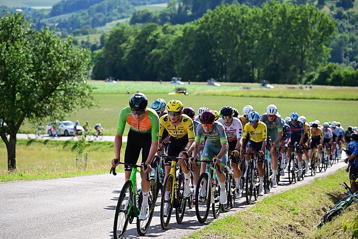 Das Peloton unterwegs im Traunviertel  3. Etappe Asten - Bad Schallerbach, Oberösterreich Rundfahrt