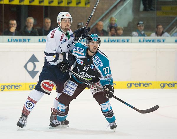 Bernhard Fechtig (EHC Liwest Black Wings Linz), EHC Liwest Black Wings Linz vs EC VSV
