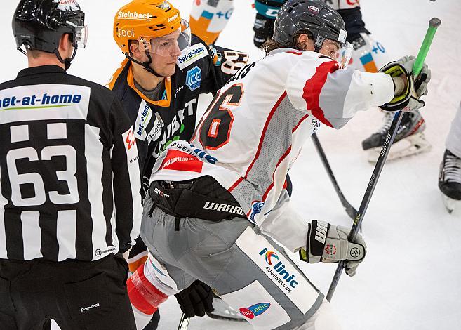 Marco Brucker (Steinbach Black Wings 1992), Mitchell Hults (iClinic Bratislava Capitals)Steinbach Black Wings 1992 vs iClinic Bratislava Capitals, Qualifikationsrunfe Eishockey, Bet at Home ICE Hockey League