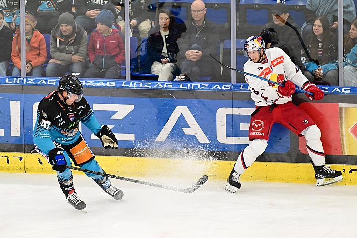 Logan Roe (Steinbach Black Wings Linz), Conner Corcoran (EC Red Bull Salzburg), 8. Runde ICE, Steinbach Black Wings Linz vs EC Red Bull Salzburg, Linz AG Eisarena 