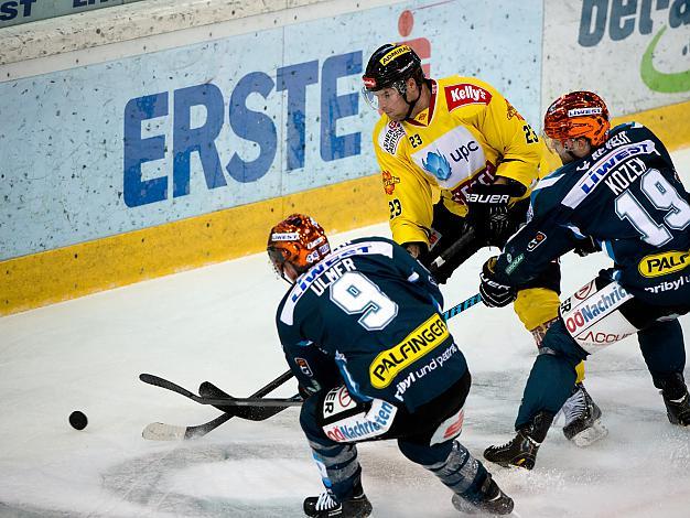 Andrew Jacob Kozek und Jason Ulmer, Linz und Markus Schlacher, Vienna, EHC Liwest Black Wings Linz vs UPC Vienna Capitals, Pick Round