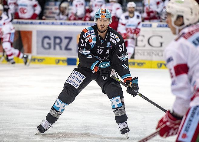 Im Bild: Andreas Kristler (EHC Liwest Black Wings Linz),  Eishockey,  EHC Liwest Black Wings Linz vs EC KAC