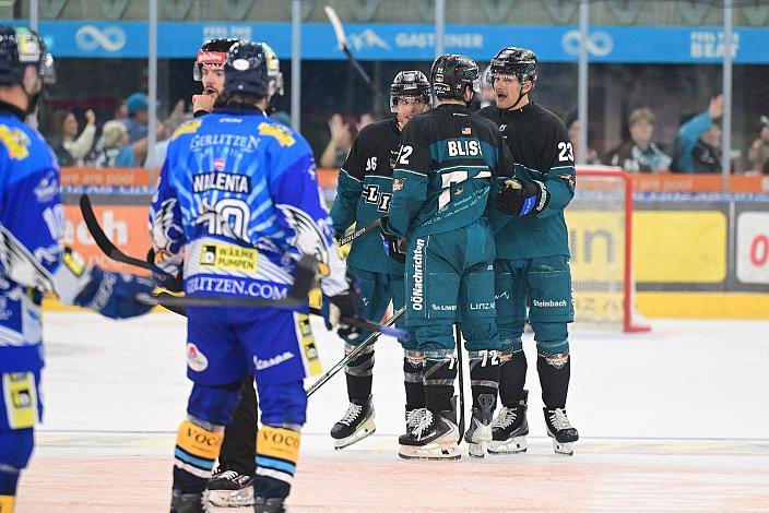 Trenton Bliss (Steinbach Black Wings), Patrick Söllinger (Steinbach Black Wings Linz) Testspiel Steinbach Black Wings Linz vs EC VSV, Linz AG Eisarena 