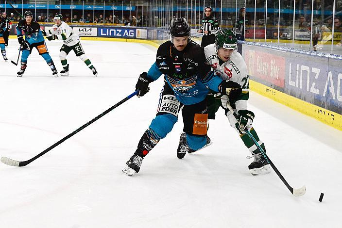 Travis Barron (Steinbach Black Wings Linz), Milan Horvath (FTC-Telekom)17. Runde ICE, Steinbach Black Wings Linz vs Team Ferencvarosi Torna Club FTC-Telekom (HUN), Linz AG Eisarena 
