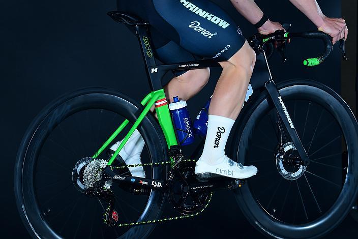 KMC  Tripeak Teampräsentation, Steyr, Team Hrinkow Advarics Cycleang, UCI Continental Team