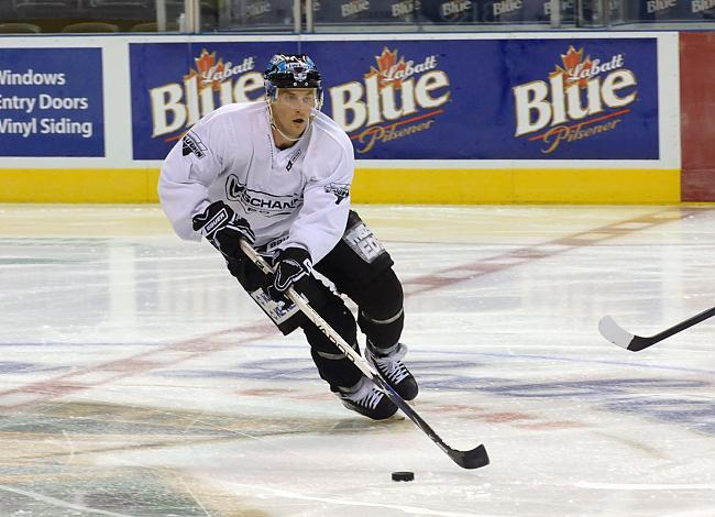 Christoph Ibounig, Stuermer, Liwest Black Wings Linz beim Training im John Labett Center, London, Ontario.