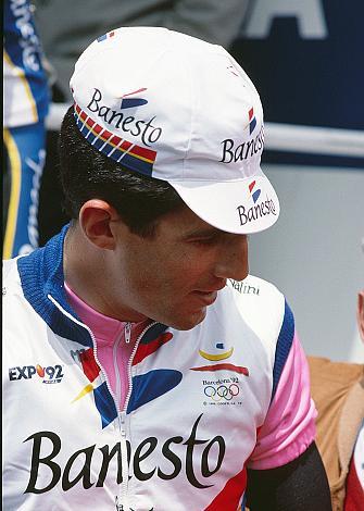 Im Rosa Trikot Miguel Indurain (ESP, Team Banesto) am Start in Riva del Garda,15. Etappe, Riva del Garda to Palazzolo sull Oglio