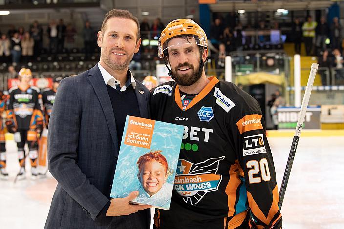 Spieler des Abends Will Pelletier (Steinbach Black Wings Linz), Manager Gregor Baumgartner (Steinbach Black Wings Linz) Steinbach Black Wings Linz vs HK SZ OLIMPIJA, bet-at-home ICE Hockey League